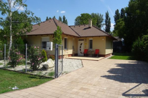Liget, Balatonföldvar